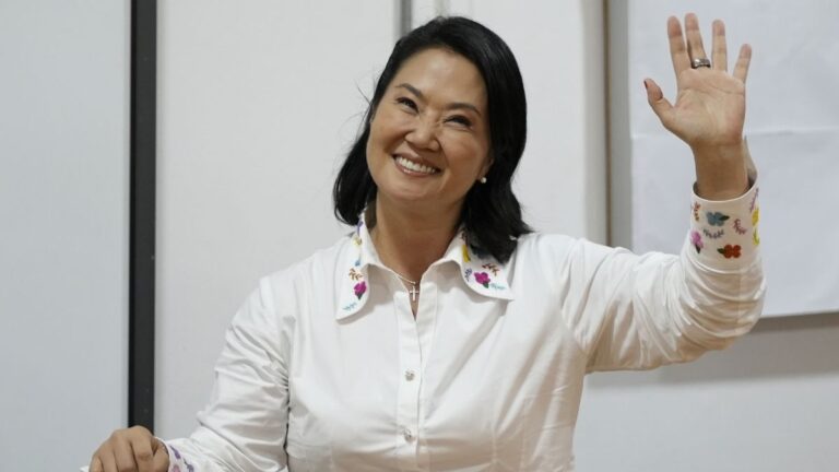 Perú- Keiko Fujimori mantiene ventaja mínima con 98% de votos escrutados