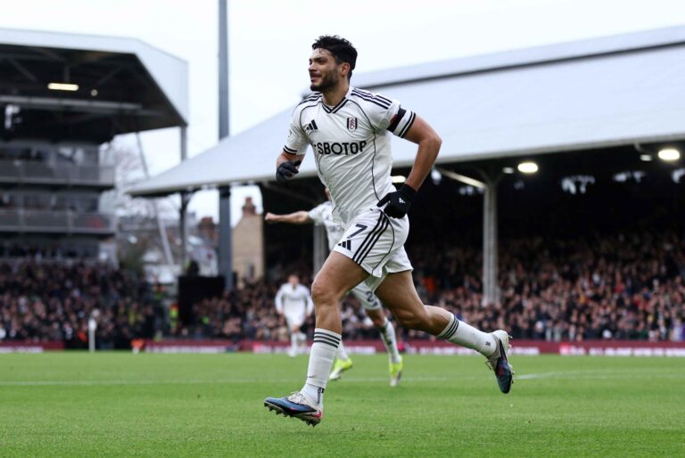 Raúl Jiménez deja al Fulham y queda como agente libre rumbo al Mundial 2026