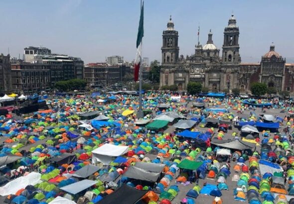 cnte-protesta-en-cdmx-con-marchas-y-planton-en-el-zocalo-125701-1024x576