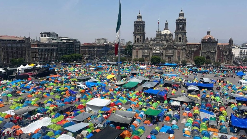 cnte-protesta-en-cdmx-con-marchas-y-planton-en-el-zocalo-125701-1024x576