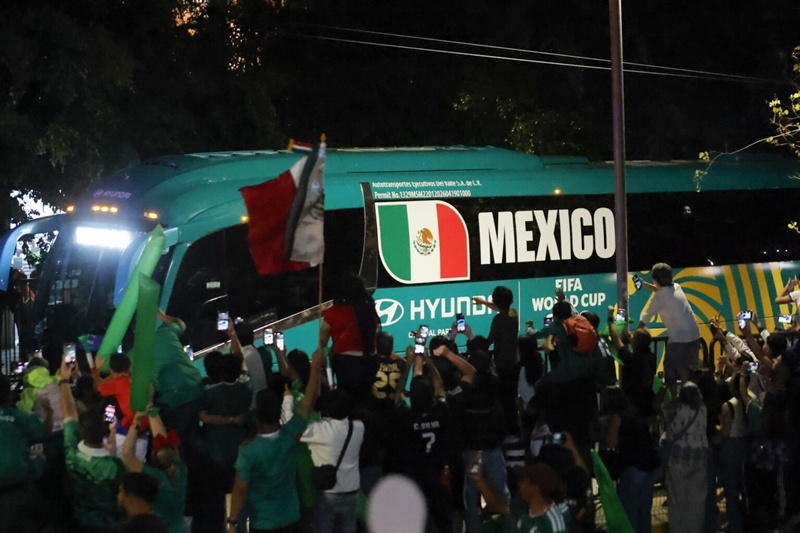 Selección de México llega a Guadalajara