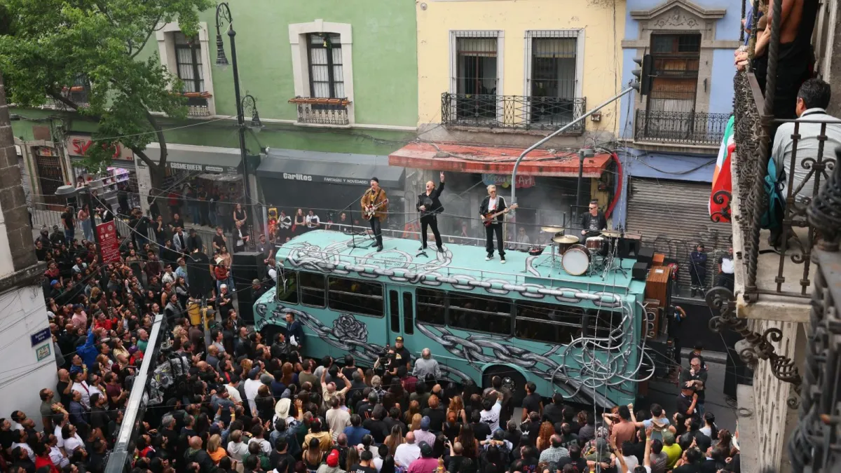 U2-estrena-Street-of-Dreams-con-escenas-grabadas-en-Mexico