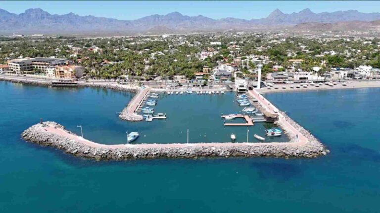 sheinbaum-frena-llegada-de-cruceros-a-puerto-de-loreto-y-prioriza-dialogo-con-la-comunidad-1536x864