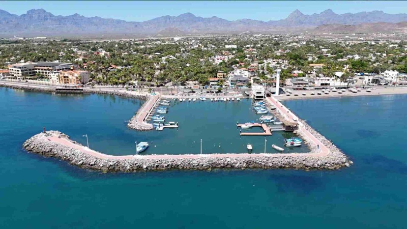 sheinbaum-frena-llegada-de-cruceros-a-puerto-de-loreto-y-prioriza-dialogo-con-la-comunidad-1536x864